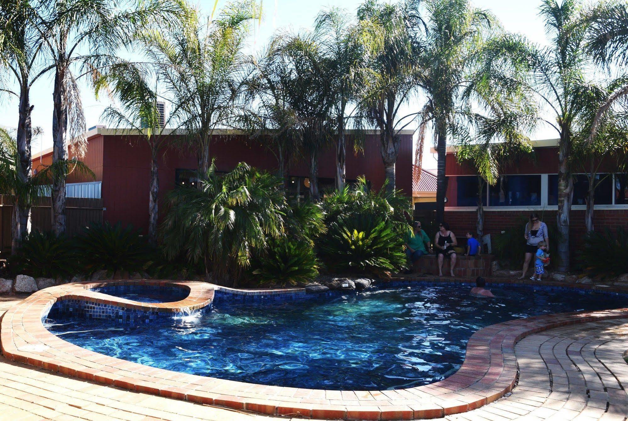 Peppermill Inn Motel Shepparton Exterior photo